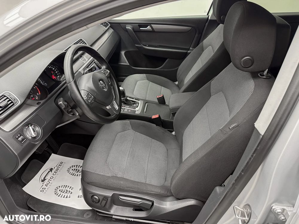 Volkswagen Passat 2.0 TDI BlueMotion Technology DSG Comfortline - 20