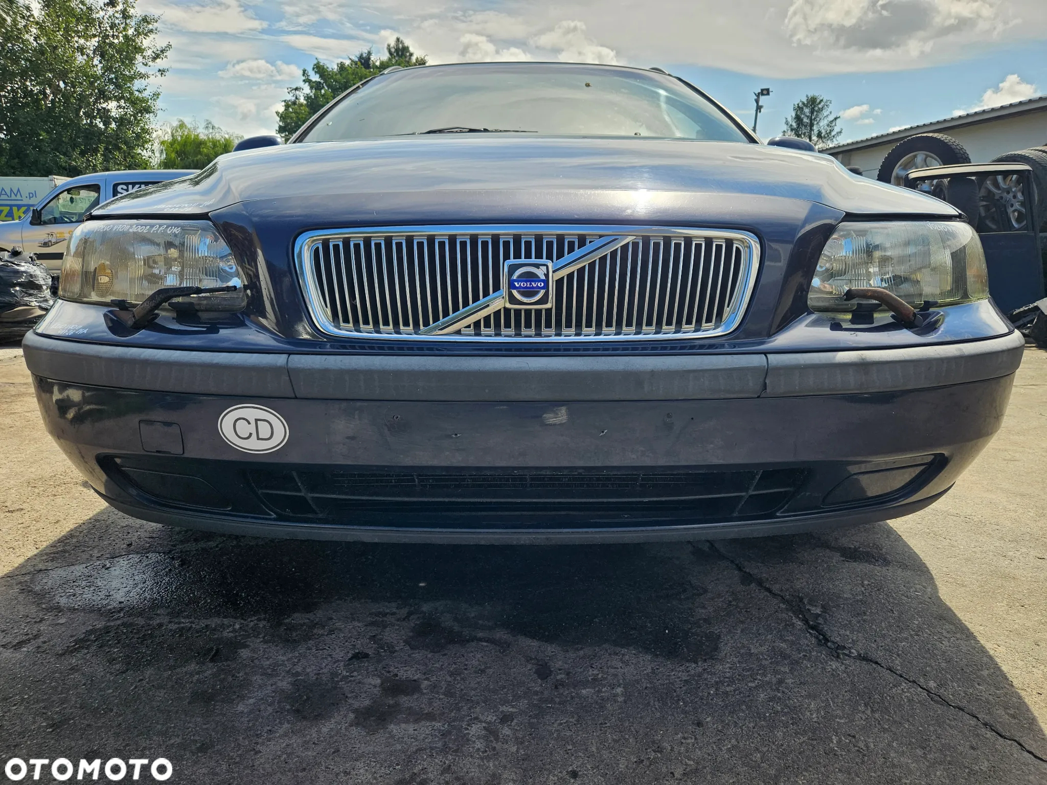VOLVO V70 II ZDERZAK PRZÓD PRZEDNI 417-26 - 2