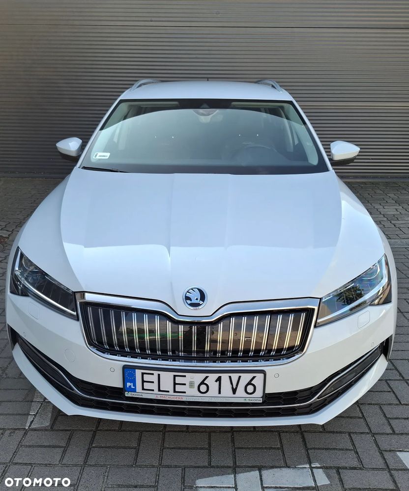 Skoda Superb 1.4 TSI Plug-In Hybrid L&K DSG - 4