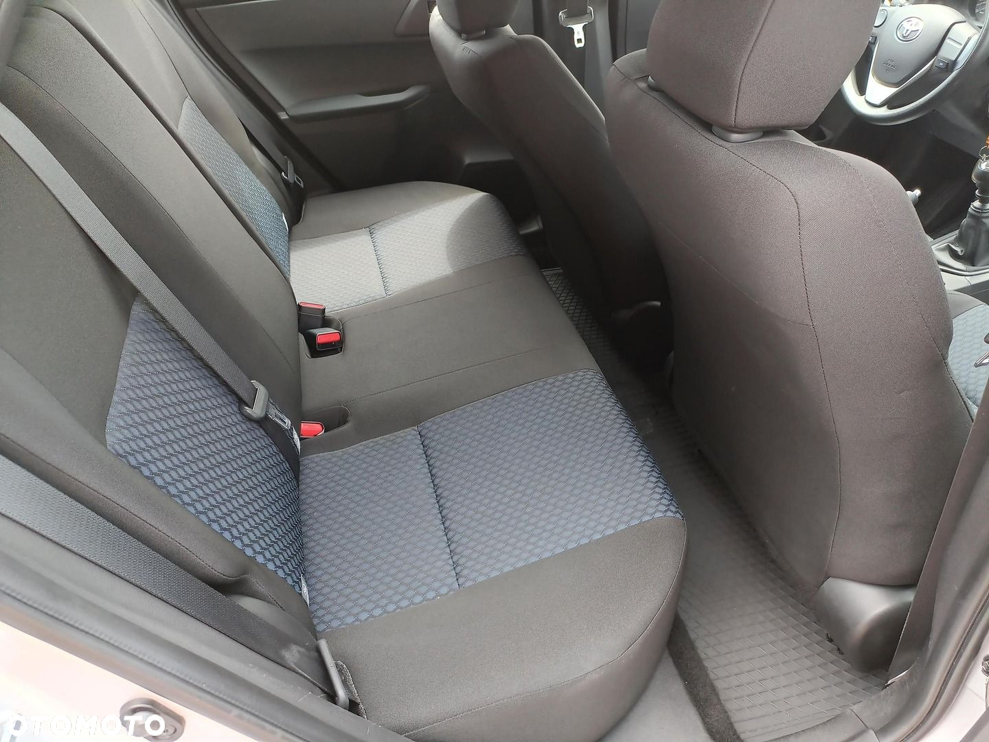 Toyota Auris 1.33 VVT-i Active - 14