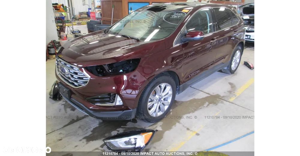 Ford Edge 2.0 EcoBlue Twin-Turbo 4WD Titanium - 38