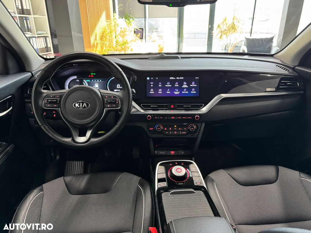 Kia Niro e-Niro 150 kW Vision - 24