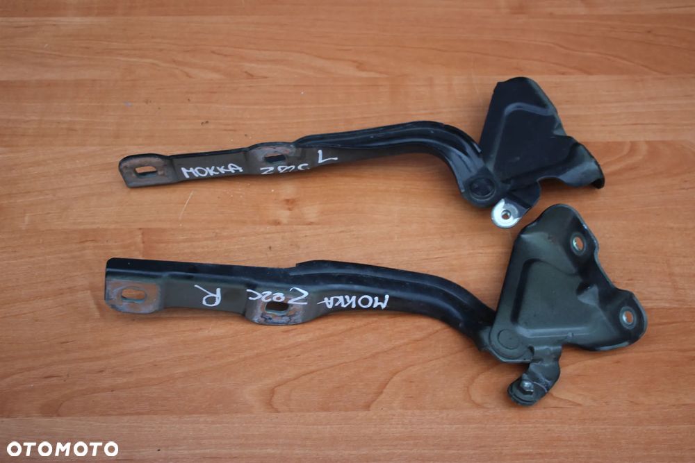 ZAWIASY MASKI LEWY PRAWY OPEL MOKKA MOKKA X Z22C GAR 95421581 95421580