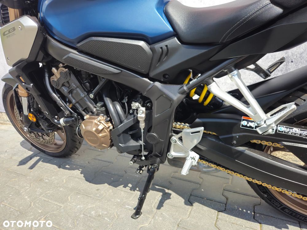 Honda CB - 15