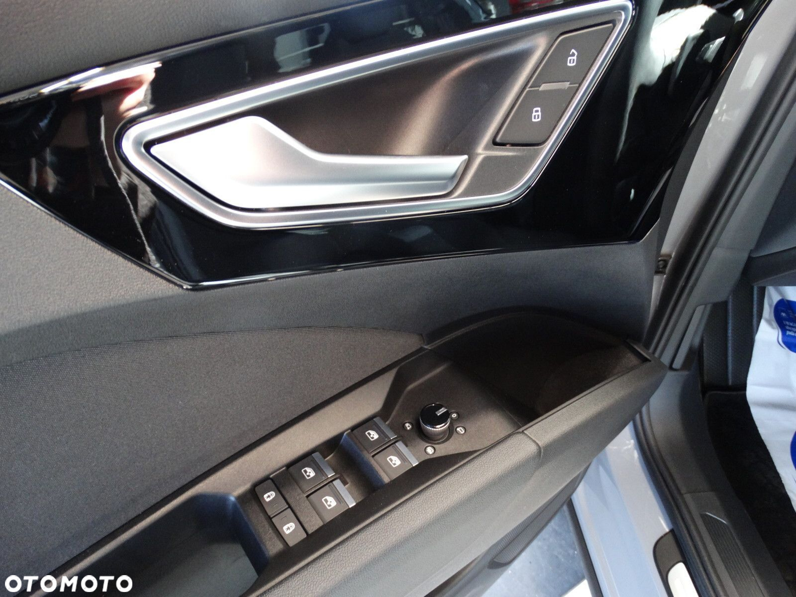 Audi e-tron - 18