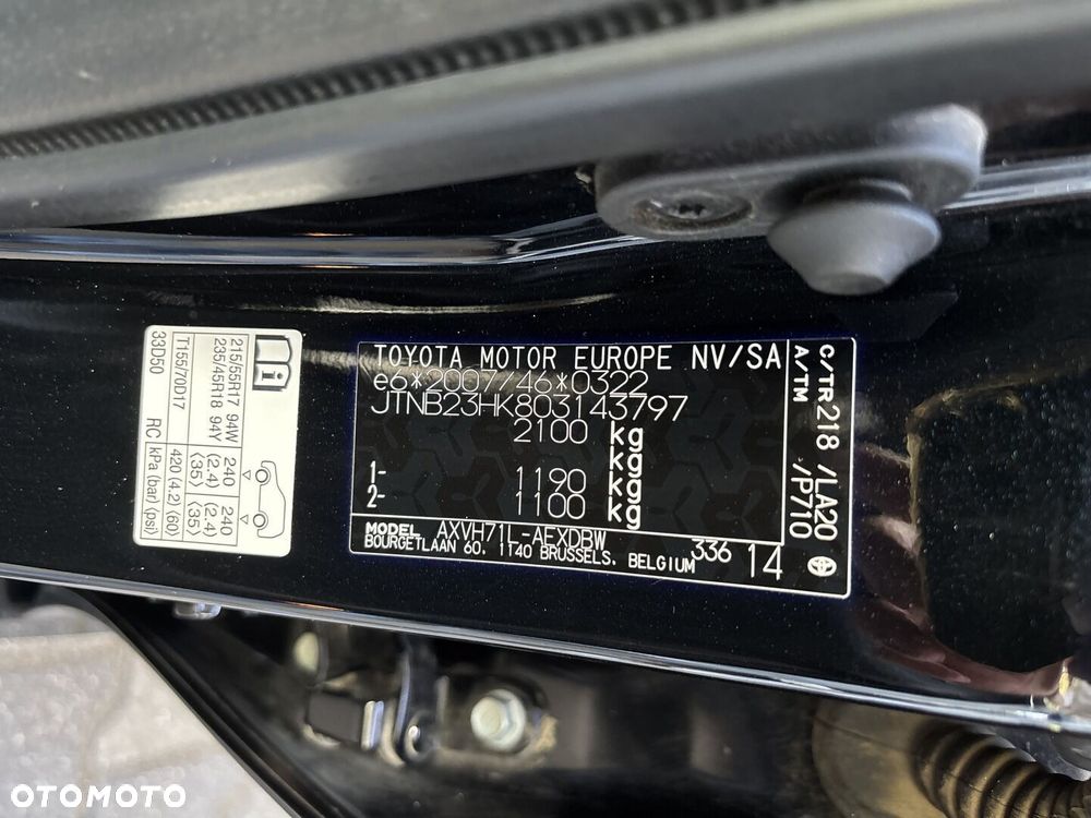 Toyota Camry 2.5 Hybrid Executive CVT - 37