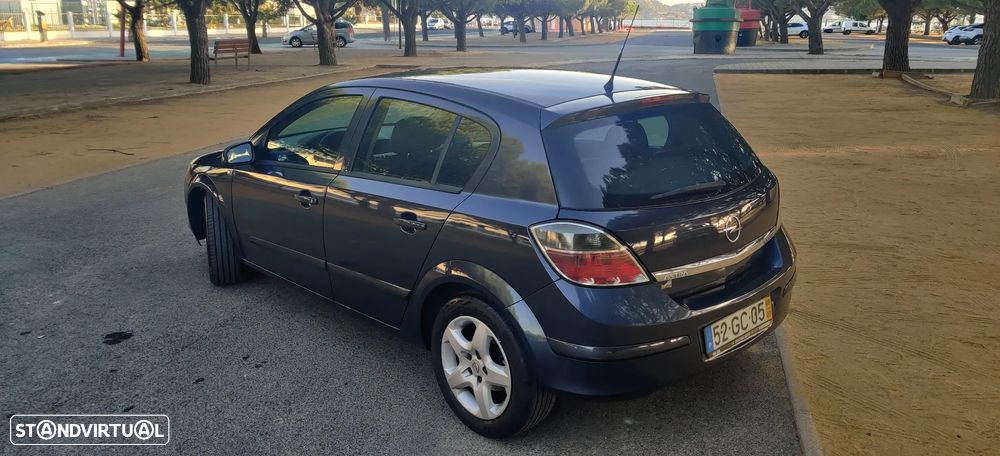 Opel Astra 1.3 CDTi Enjoy EcoFLEX - 10