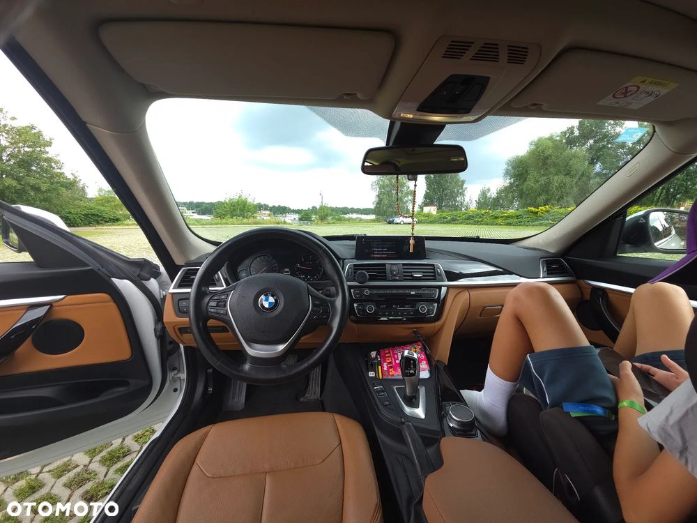 BMW Seria 3 320d xDrive Luxury Line - 6