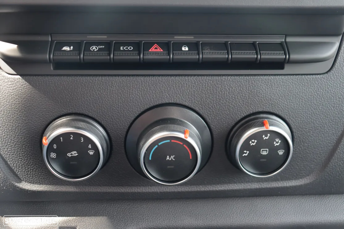Renault Master L3 Tração RS 3,5t - 7 Lugares - 18
