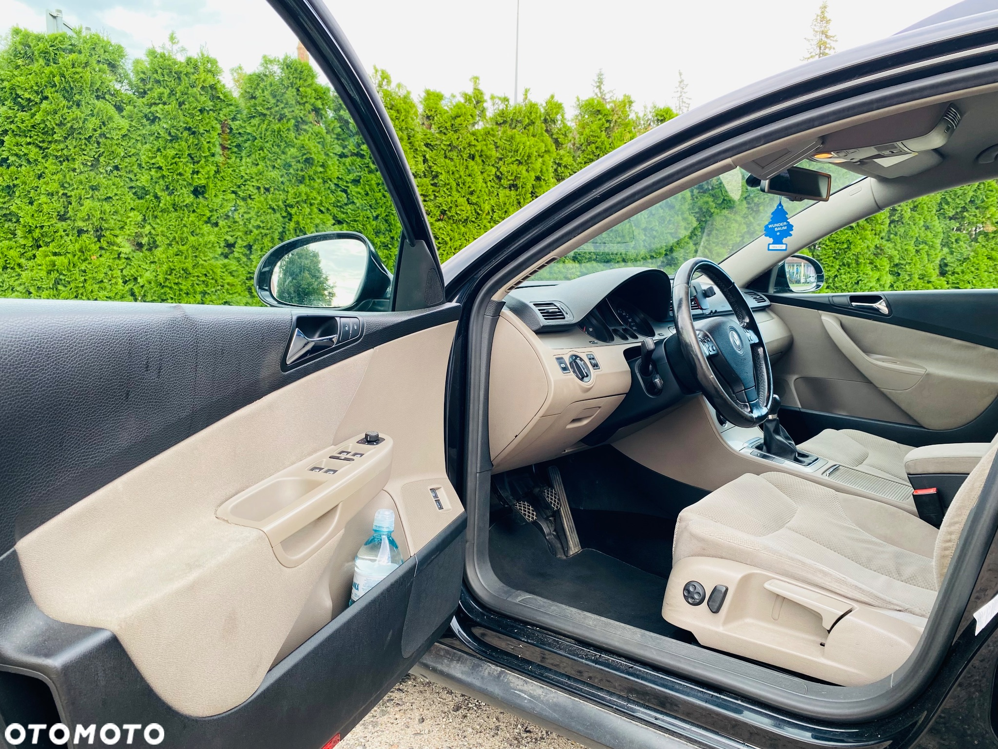 Volkswagen Passat - 20
