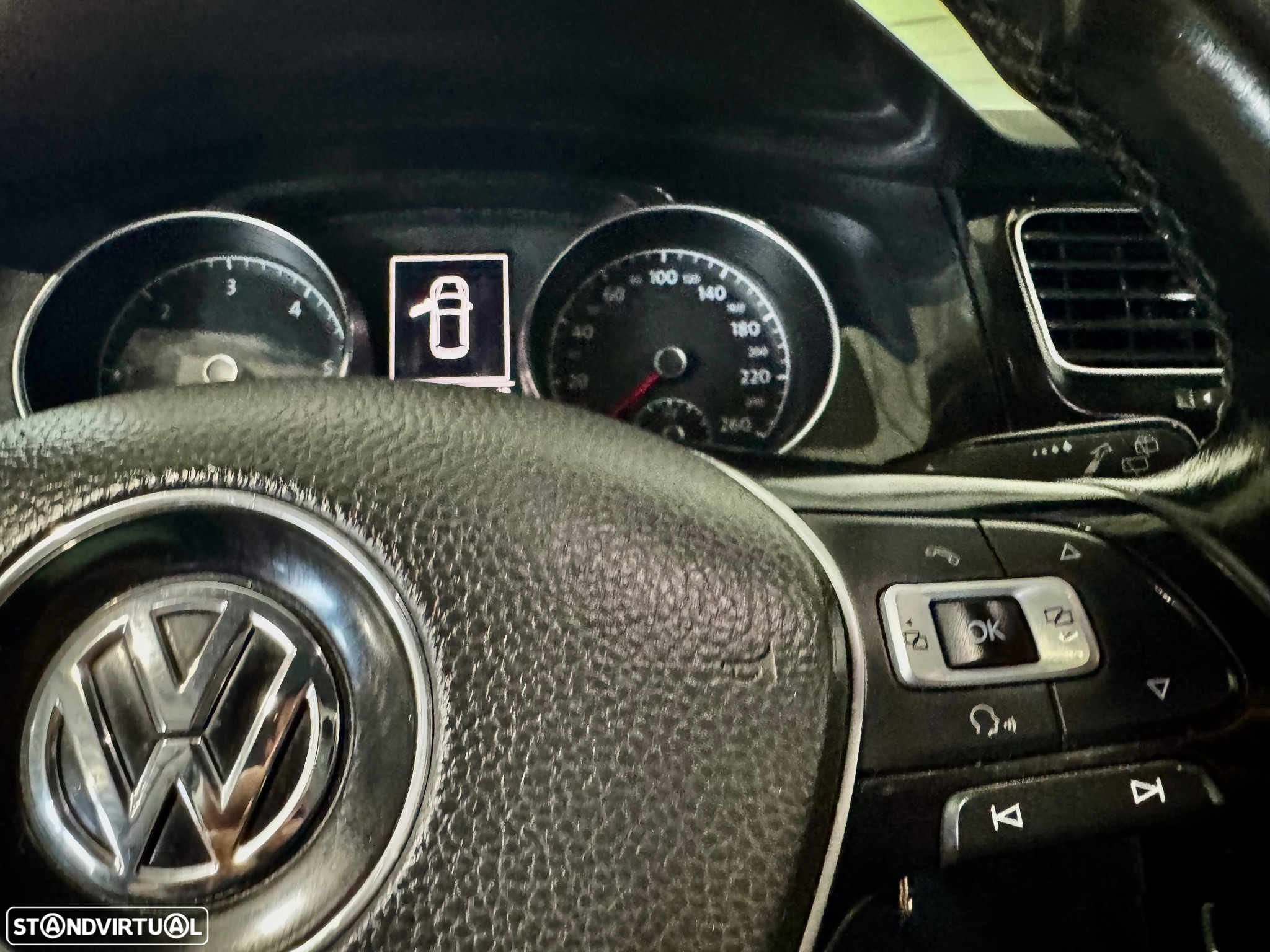 VW Golf 1.6 TDI 4Motion BlueMotion Trendline - 15