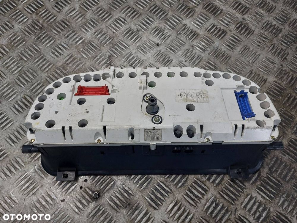 LICZNIK ZEGARY RENAULT TRAFIC I LIFT 2.5 D 89-00 7700308313 - 4