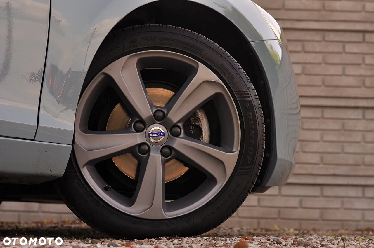 Volvo V40 D2 Momentum - 14