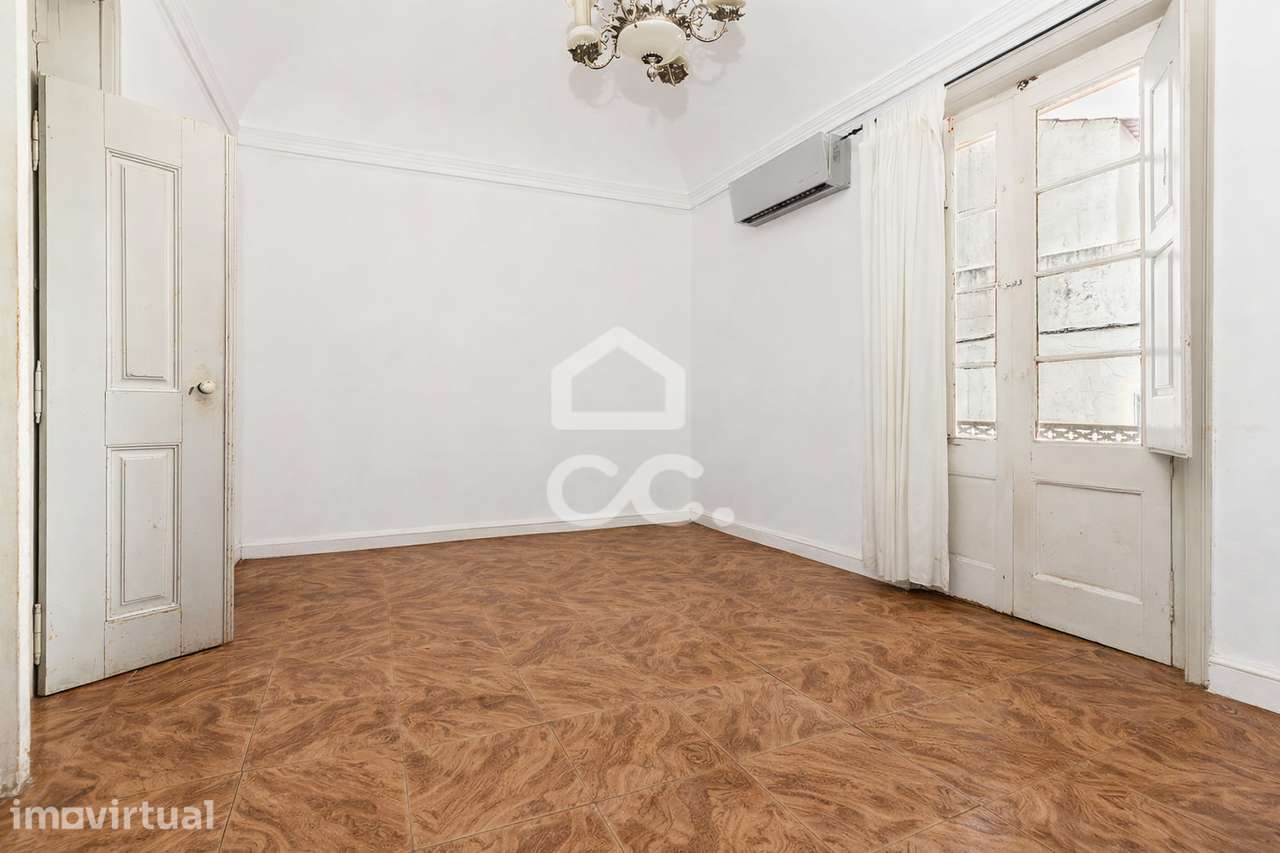 Prédio c/ Duas Moradias T3 e 426 m² de Área Exterior no Centro Históri - Grande imagem: 4/45