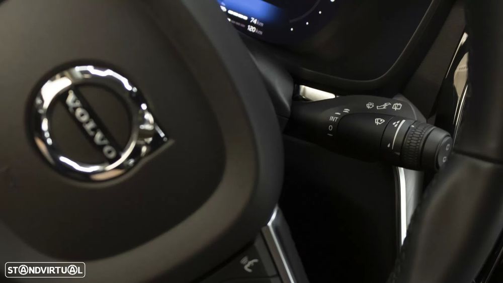 Volvo V60 2.0 T6 AWD TE Essential - 25