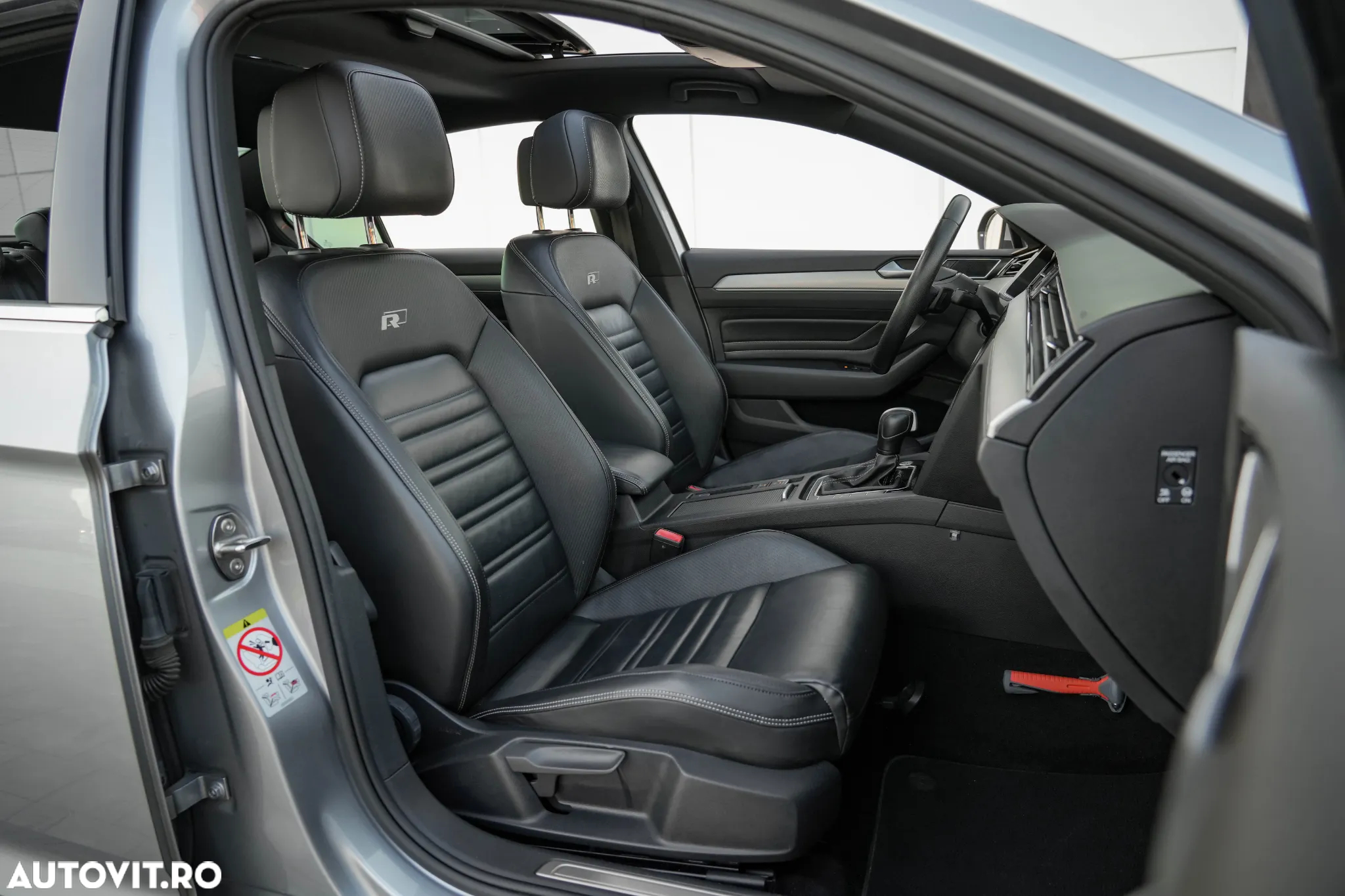 Volkswagen Passat - 16
