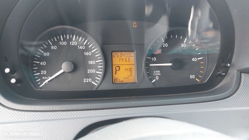 Mercedes-Benz Vito 120 CDI - 13
