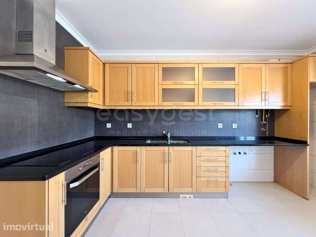 Apartamento T3 Luminoso com Arrecadação, no Pinhal Novo - Grande imagem: 2/36