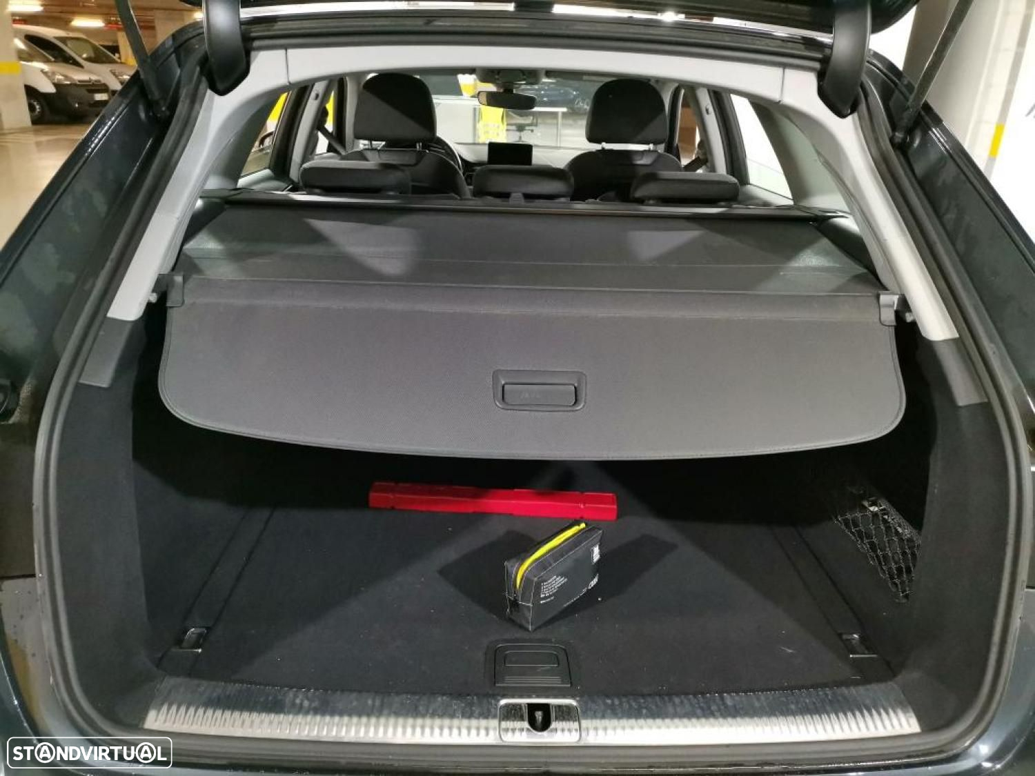 Audi A4 Avant 35 TDI S tronic - 13
