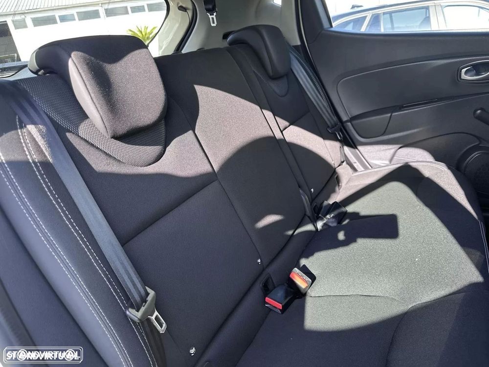 Renault Clio 0.9 TCe Limited Bi-Fuel - 42