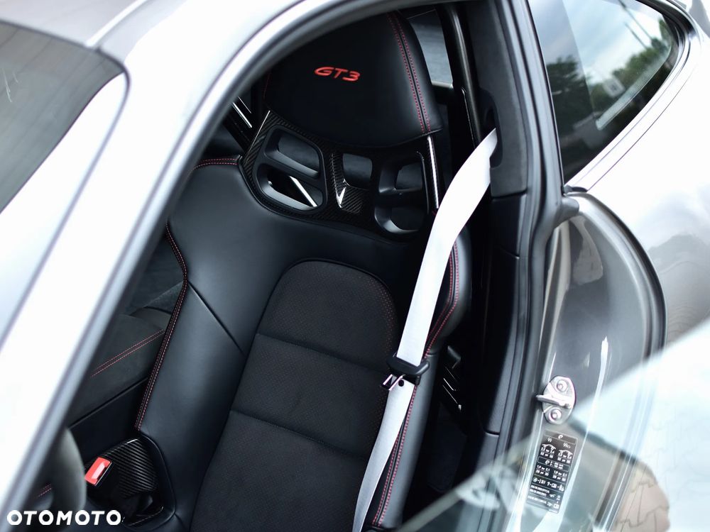 Porsche 911 GT3 - 22