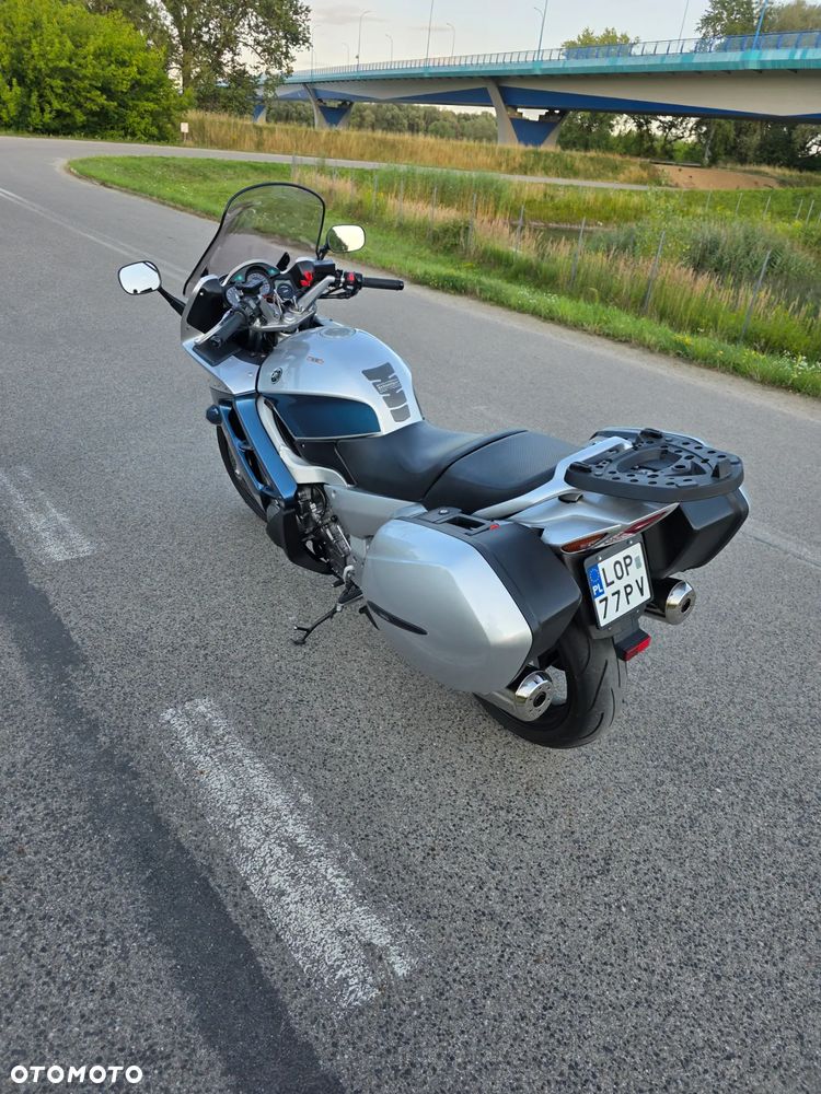 Yamaha FJR - 7