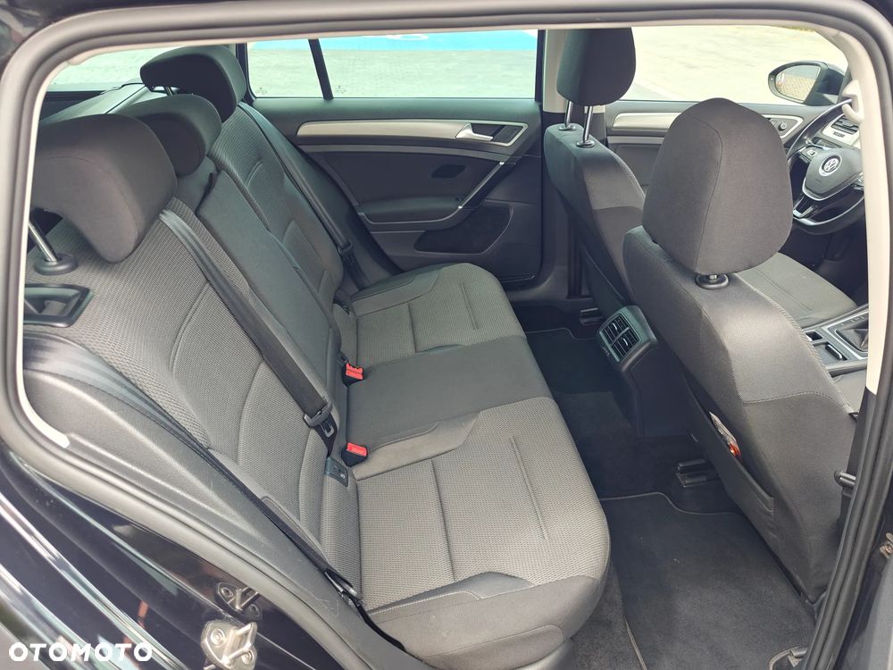 Volkswagen Golf 1.6 TDI BlueMotion Trendline - 14