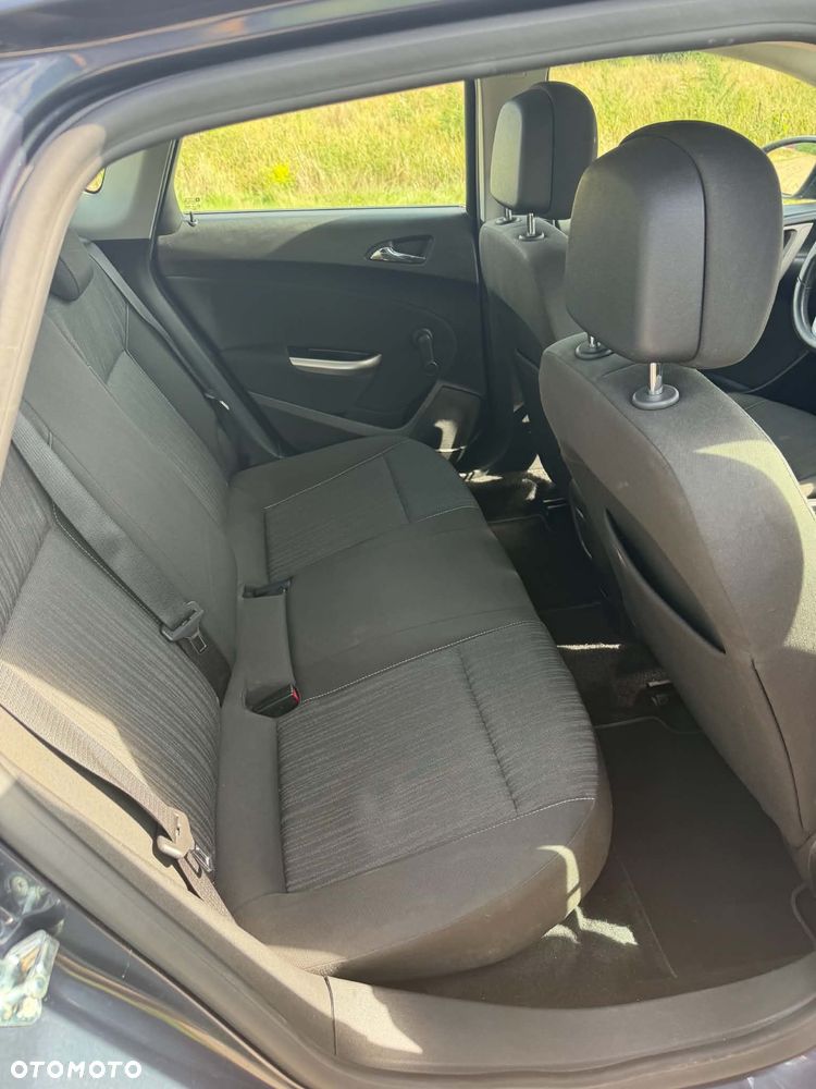 Opel Astra - 10