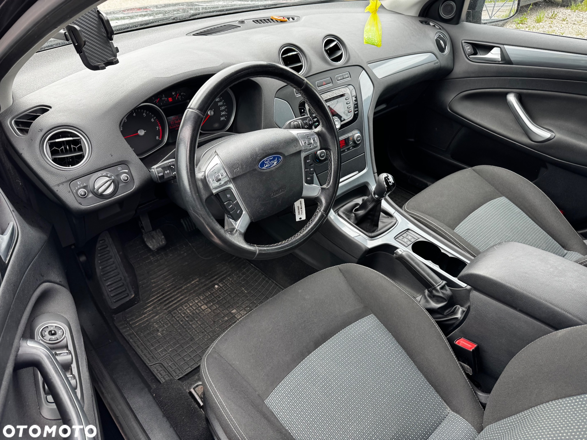 Ford Mondeo Turnier 2.0 Trend - 36