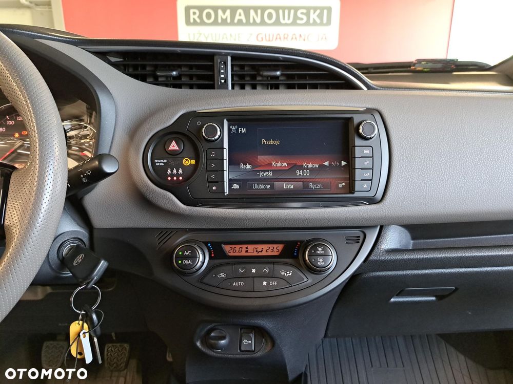 Toyota Yaris 1.33 Selection Platinum - 21