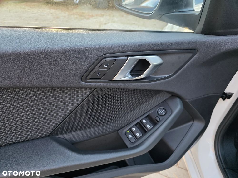 BMW Seria 1 118i Advantage - 10