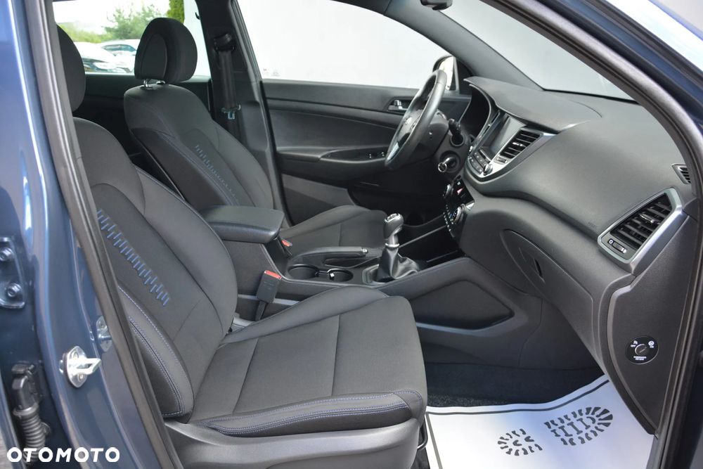 Hyundai Tucson blue 1.6 GDi 2WD Passion - 19