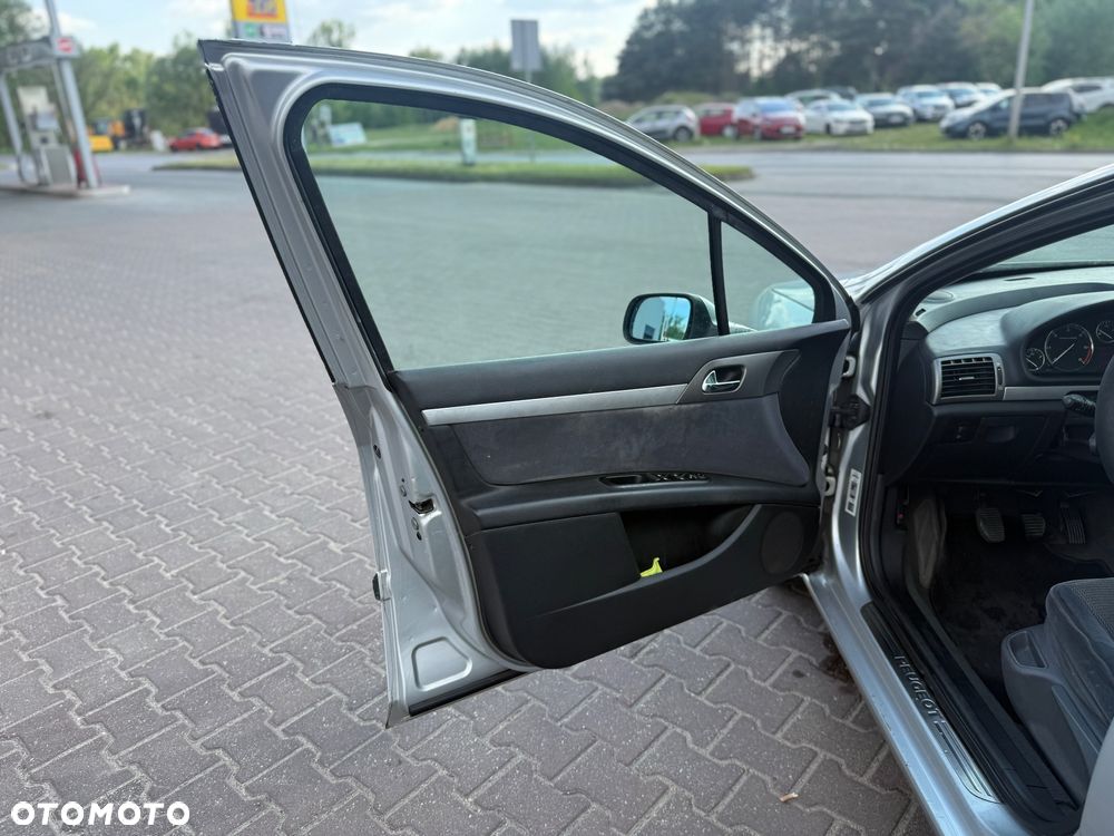 Peugeot 407 HDi 135 Premium - 12