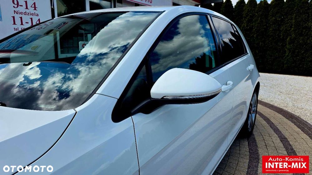 Volkswagen Golf - 37