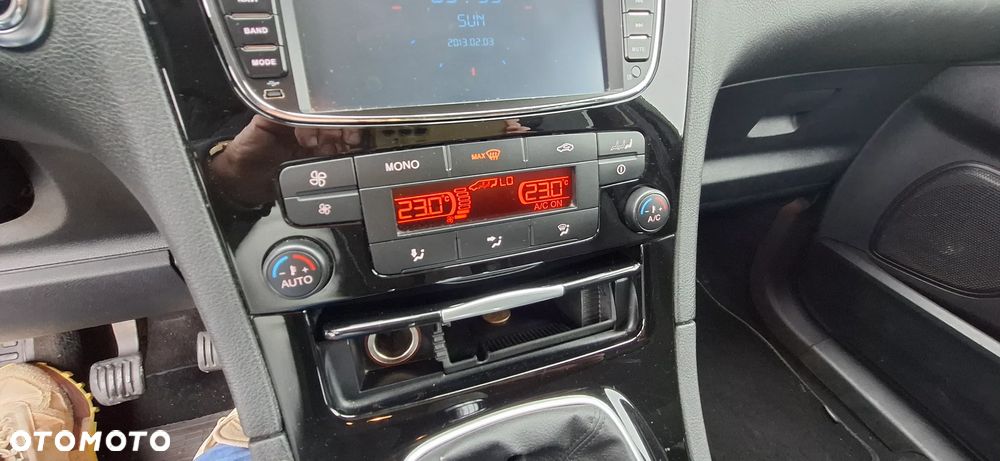 Ford Galaxy 2.0 TDCi Titanium - 21