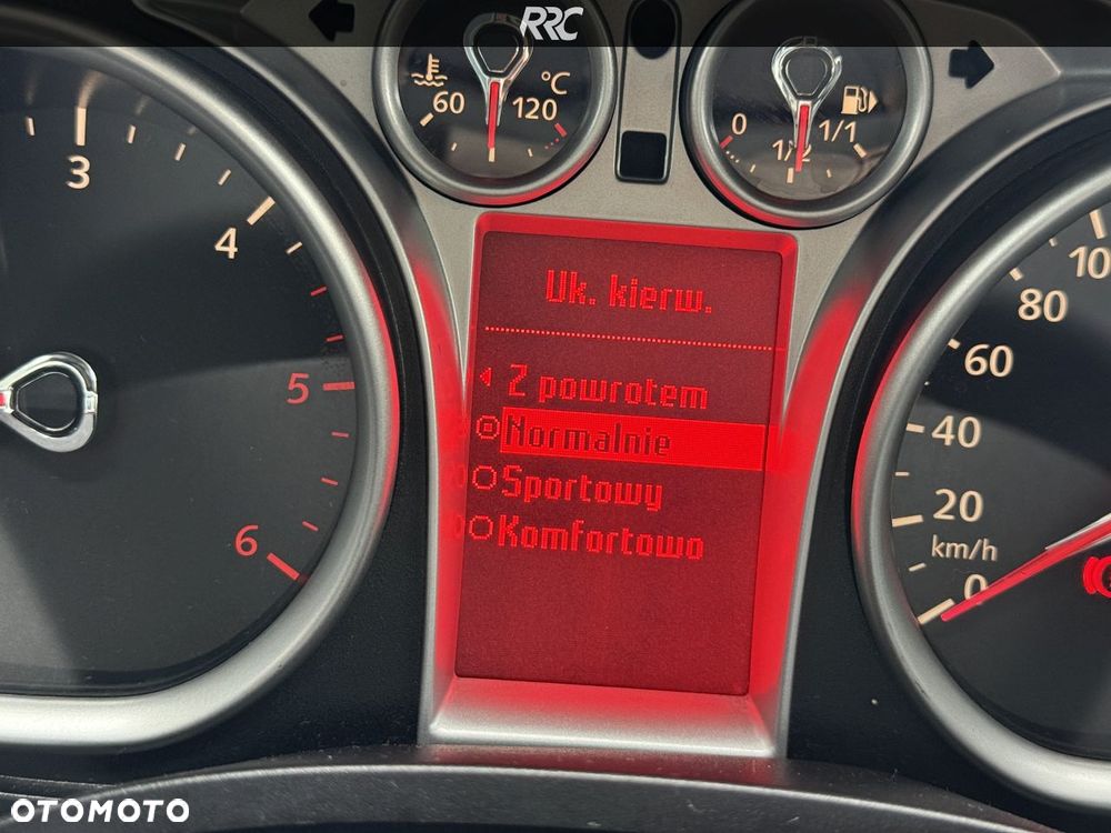 Ford Kuga 2.0 TDCi 4x4 Titanium - 29