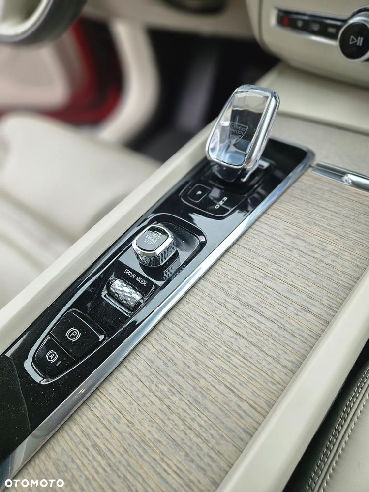 Volvo XC 60 B4 D AWD Inscription - 14