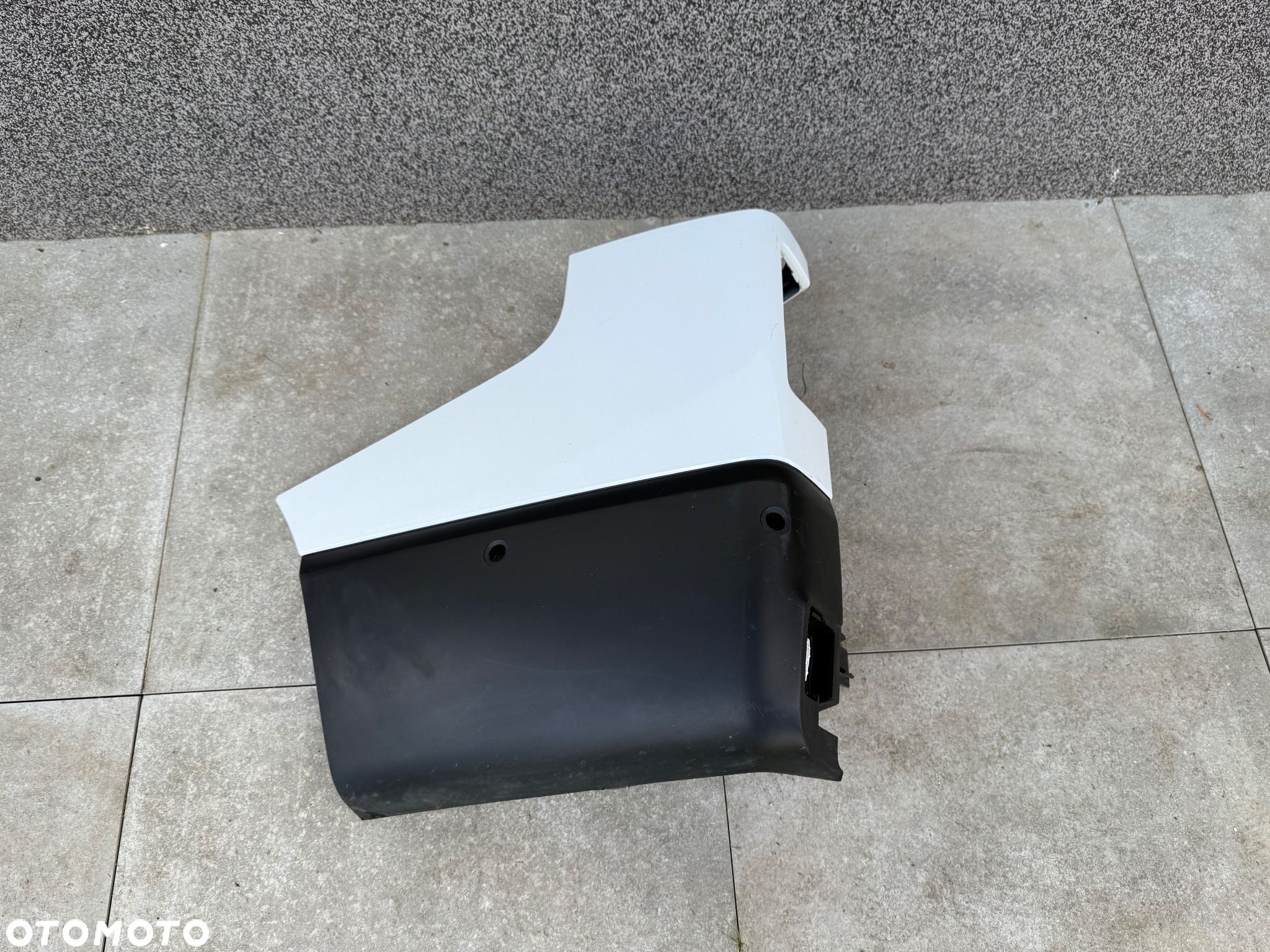 Narożnik zderzaka Renault Trafić IV lewy 2xPDC Oryginał - 1