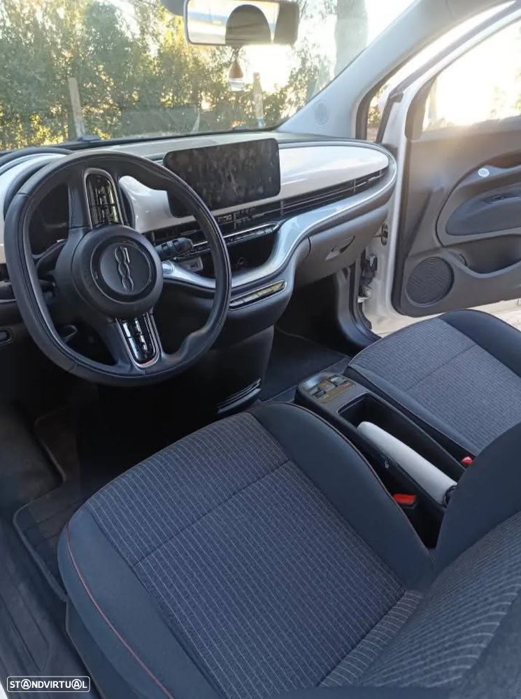 Fiat 500e 42kWh ICON - 3