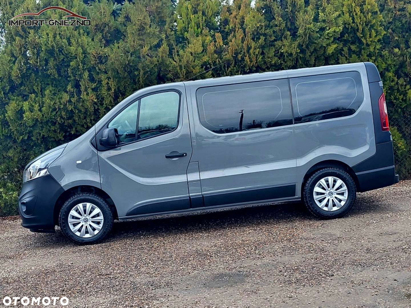 Opel Vivaro - 22