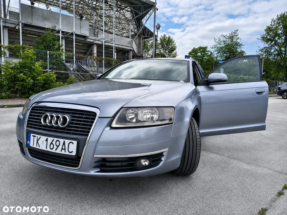 Audi A6 Avant - 1
