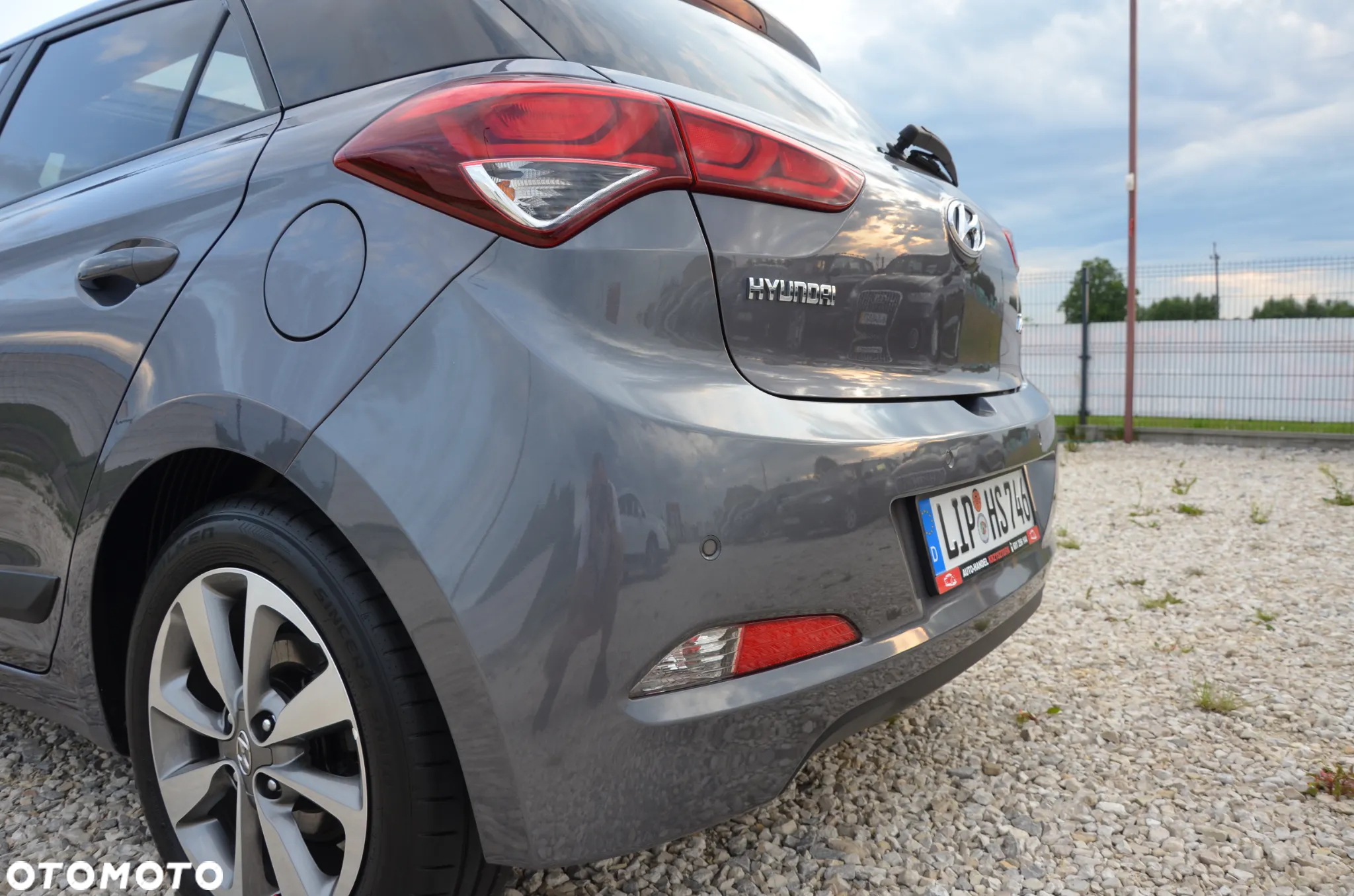 Hyundai i20 1.4 Premium - 36
