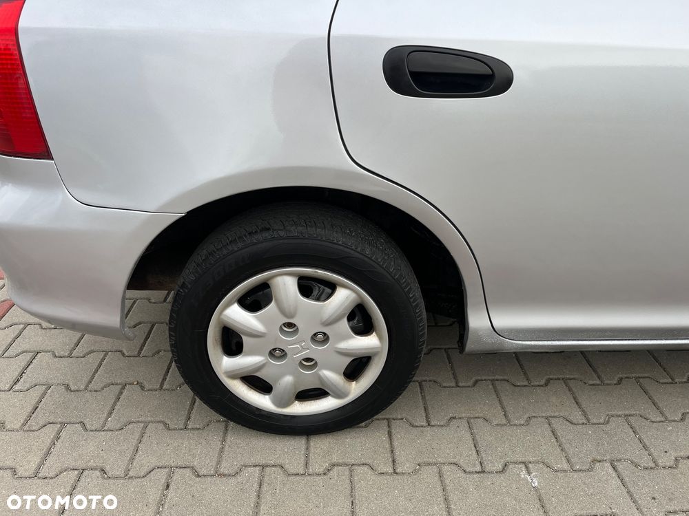 Honda Civic 1.4i S - 28