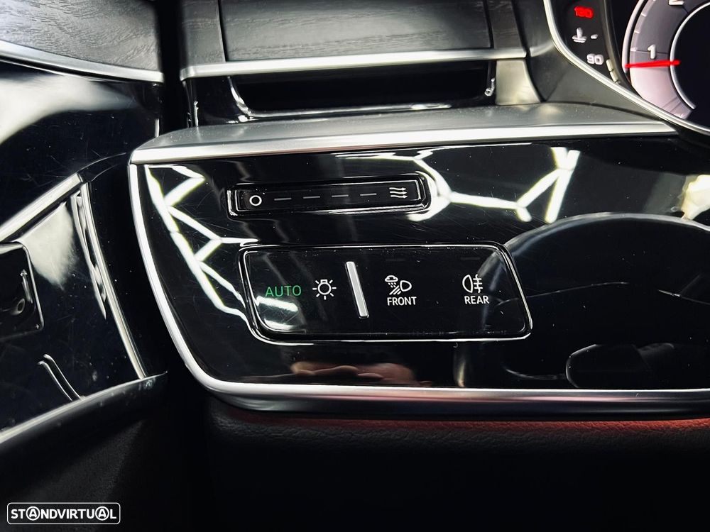 Audi A8 50 TDI quattro Tiptronic - 37