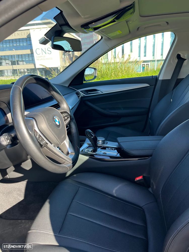BMW 545 e xDrive Aut. - 17