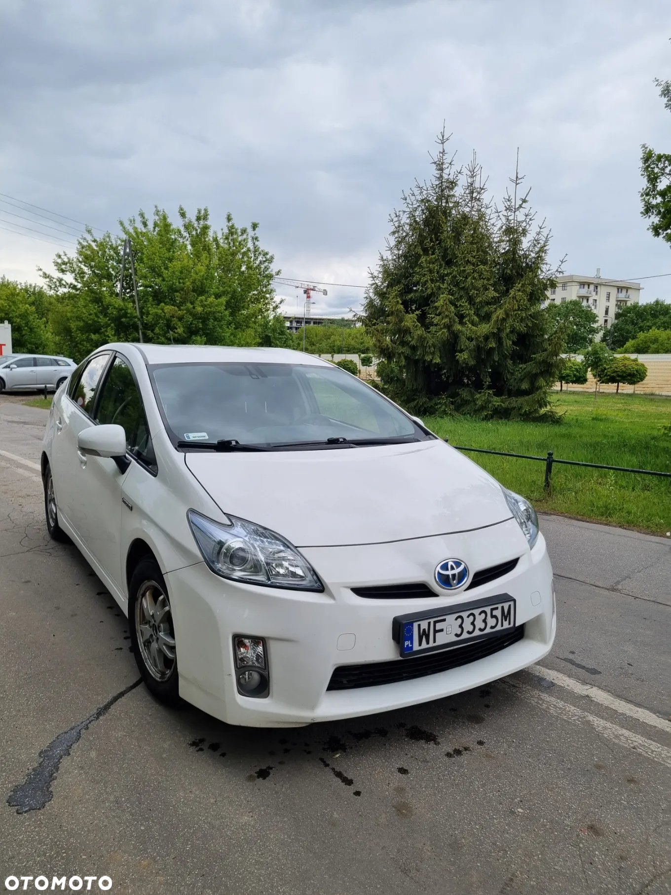 Toyota Prius (Hybrid) - 5