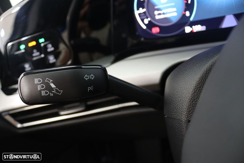 VW Golf 1.0 TSI Life - 16