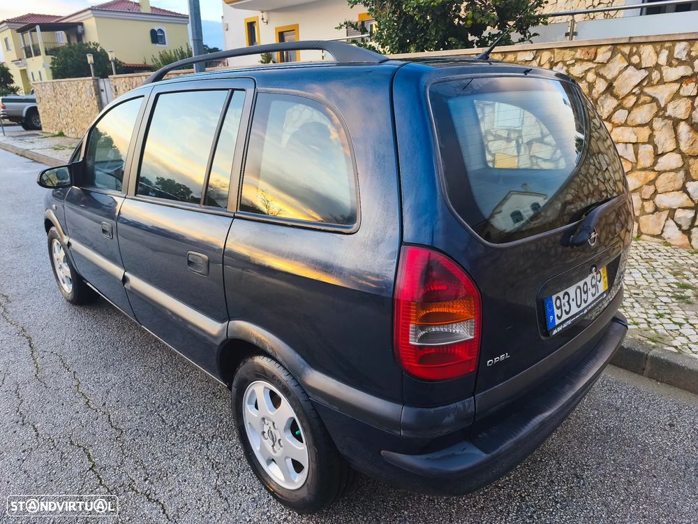 Opel Zafira 2.0 DTi - 4
