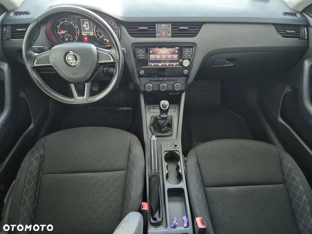 Skoda Octavia 1.4 TSI Active - 25