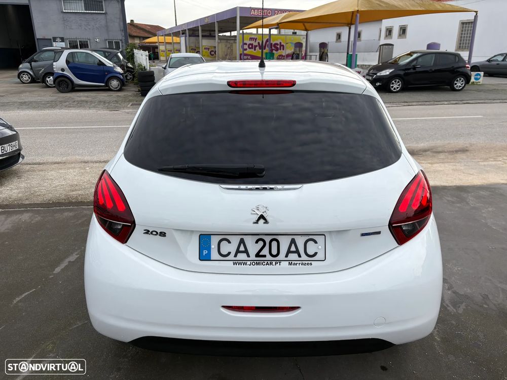 Peugeot 208 1.2 VTi SE Style - 4